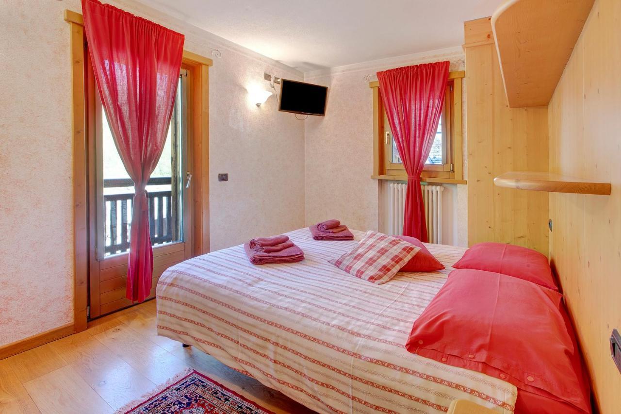 Appartamento La Baitina app B Livigno Esterno foto